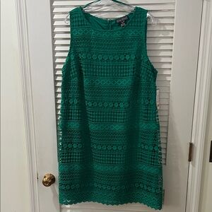Crochet Overlay Sleeveless Shift Dress